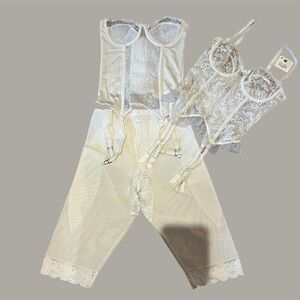 Vintage Lace Lingerie Corset Set